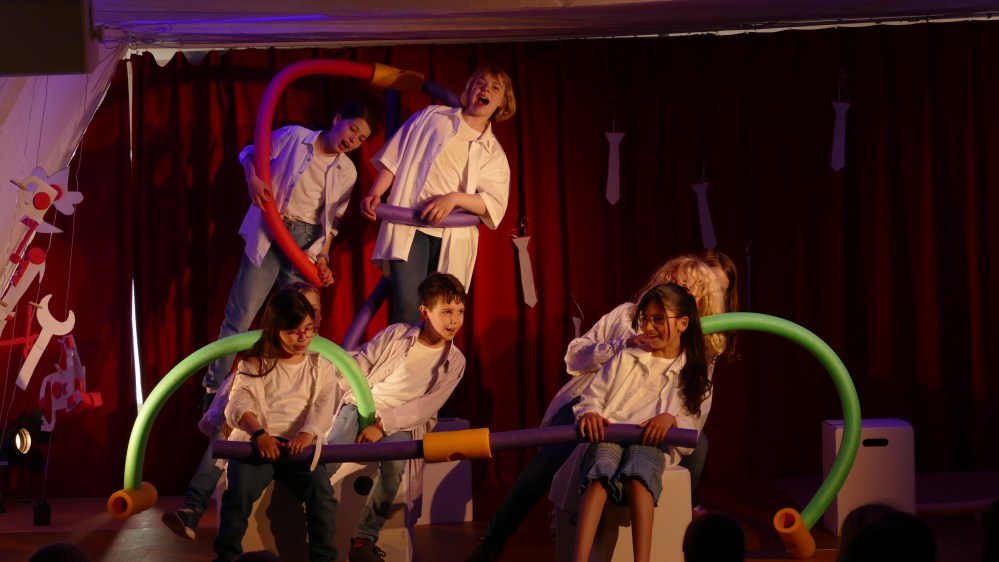 Fundbüro_Nur_mal_kurz_die_welt_retten_1_071